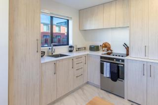 Central Hereford St Stay Near One NZ Stadium - 2