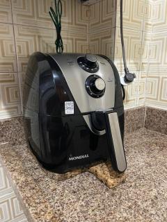 400 mt da Praia da Enseada Wi-fi Estacionamento gratuito cozinha completa - 6