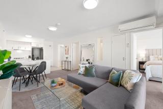 City Oasis 2Bed-1Bath-1Car-VIEWS - 5