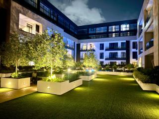 Gem of Embassy Gardens - 6