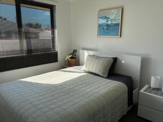 Brand new, central location - 9