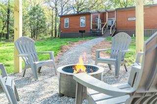 4 bedroom at Cedar Ridge with Fire Pit and huge TV - 5