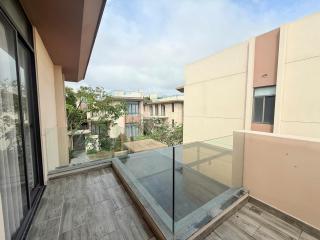 Beach Front Villa - 8