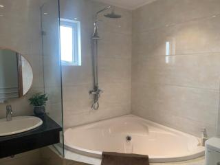 Hanoi Central Westlake Hotel - 6