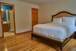 Serene Rustic Retreat with Lake - 4