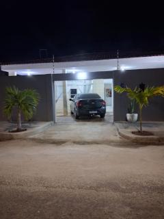 Casa com Piscina Próxima a Orla de Atalaia - 0