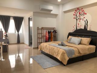 High Floor view,Cozy Balcony,10Pax,KTV, The Venus Sitiawan - 5