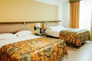 Cumbres Hotel y Cabañas - 9