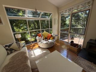Sassafras Treehouse Private home in the Dandenong Ranges, Victoria - 6
