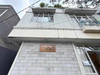 Guesthouse Anggrek BSD Syariah - 1