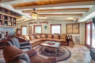 Home Near Sabino Canyon Hot Tub and Swim Spa Access - 9