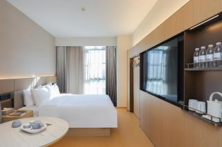 JI Hotel Ningbo Yinzhou Jiangshan Wanda Plaza - 8