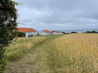 Vacation Apt with Sea View & Shared Pool - 6