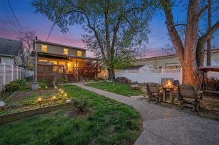 Louisville Retreat with Firepit - Fenced Yard - Grill - Family Friendly - 0