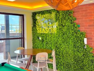 Season Exlcusive - 6