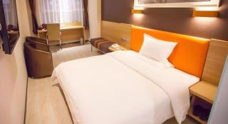 7 Days Premium Tongliao Train Station Branch - 7