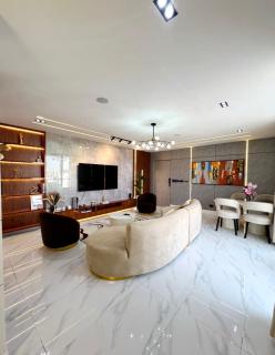 2BD Apartment Penthouse in Lekki Phase 1 - 7