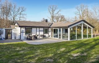 4 Bedroom Stunning Home In Gärsnäs - 0