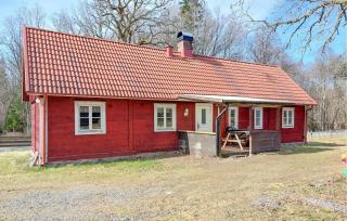 1 Bedroom Nice Home In Hästveda - 1