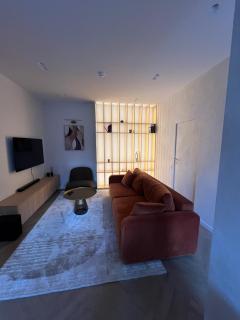 Meridian View Old Town Apartments - 7