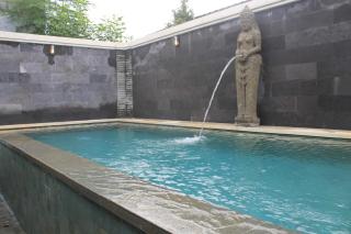 Dewi Antara Homestay - Ubud - 0