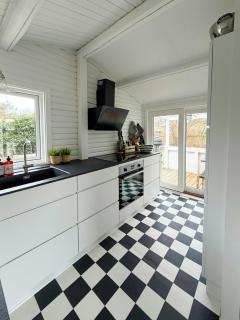 Summer House With Direct Path To The Sea - 5