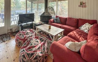 4 Bedroom Cozy Home In Yngsjö - 8