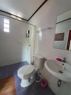 We Home Guesthouse - 1