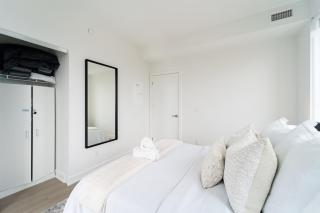 Open Concept Luxury Condo in Central KW with Sauna - 6