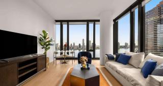 Embassy I 21st floor 2BR with Doorman Gym Pool - 9