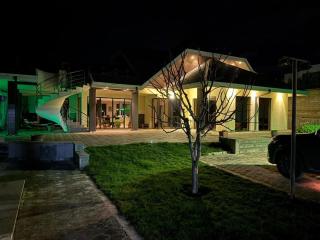 Luxe 5 Bed Saguramo Mountain Villa w Pool - 0