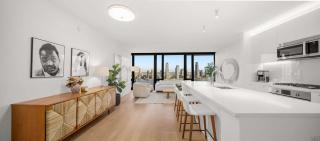 Embassy II 24th floor 2BR with Doorman Gym Pool - 0