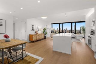 Embassy II 24th floor 2BR with Doorman Gym Pool - 2