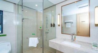 Vienna Hotel Guangzhou Panyu Square - 4