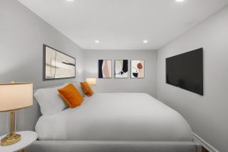 Gramercy Duplex by StayHaus 2BR in elevator bldg - 9