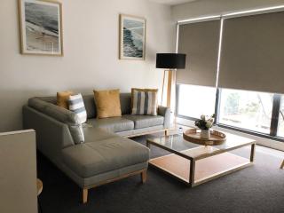THE WATERFRONT APARTMENTS 2 Bedroom Bay View Deluxe Apartment located on the Geelong Waterfront - 2507 - 3