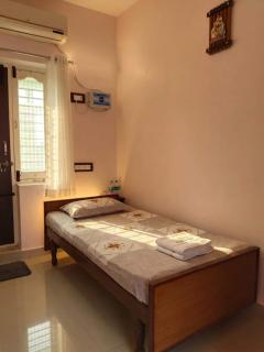 Terrace Breeze Stay Tiruvannamalai - 9