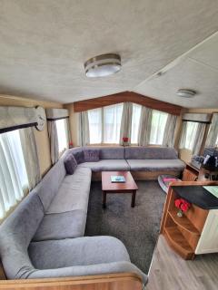 Ivy Retreat, Dog Friendly Static Caravan - 7