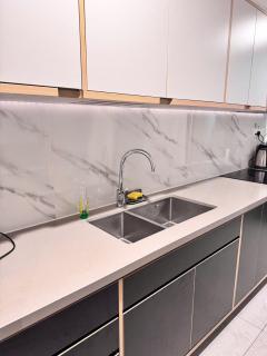 SG's Dome Suites - D1mension & Zenity, Free Gym & Pool, Central Spot - 5