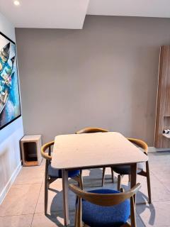 SG's Dome Suites - D1mension & Zenity, Free Gym & Pool, Central Spot - 1