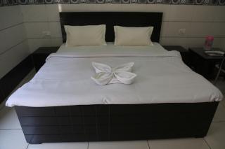 Luxury Room with 1 Double Bed - 8