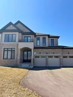 Modern Luxury Masterpiece in Prestigious Setting - 0