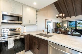 Maui Kamaole #H-211 Ocean View, Full A/C, Newly Renovated Close to Beach - 2