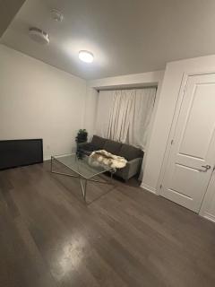 Luxurious 4-Bedroom House Rental in Brampton, Canada - 4