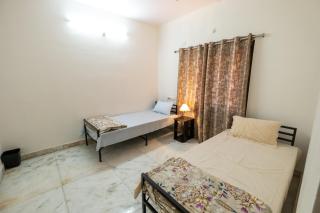 Urban Nests Premium 3BHK AC rooms city center - 2