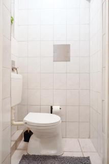 10 Min to Center - Danube Island Access - Washer - 7
