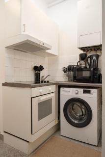 10 Min to Center - Danube Island Access - Washer - 4