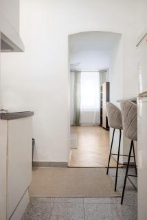 10 Min to Center - Danube Island Access - Washer - 2