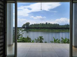 Escape to Serenity ARA Marvel at Karapuzha Dam - 2