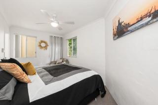 Magical Mcatee Pool with King Bed - 5